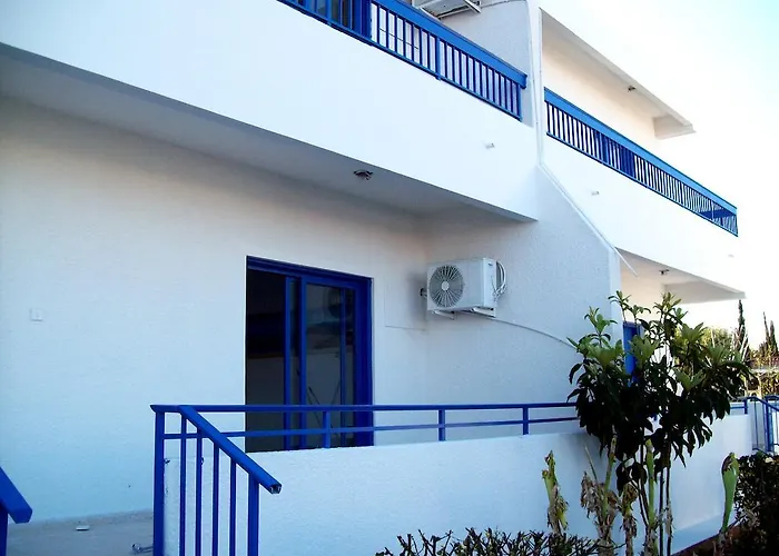 Flokkas Hotel Apartments
